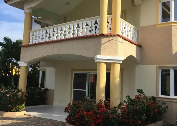 Apartamentos Y Villas Michaela