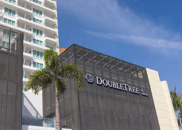 Doubletree By Hilton Mazatlan, Sin