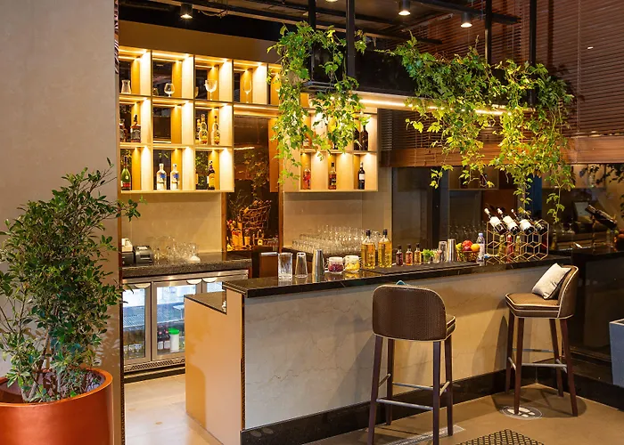 Holiday Inn Bengaluru Racecourse By Ihg