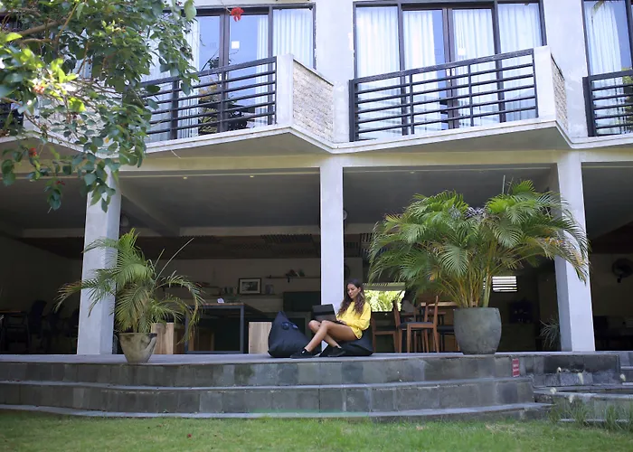 Surf Motel Bali