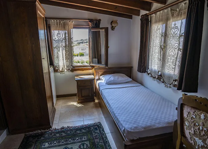 Ayisigi Hotel