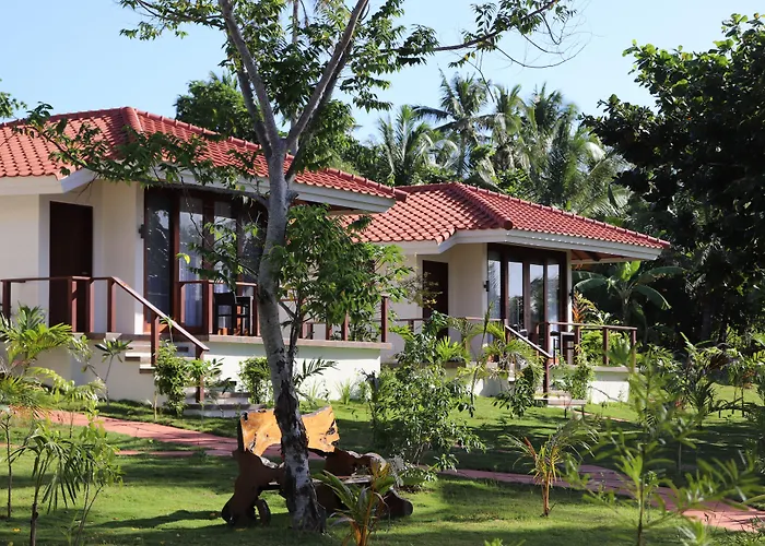 Island View Beachfront Resort