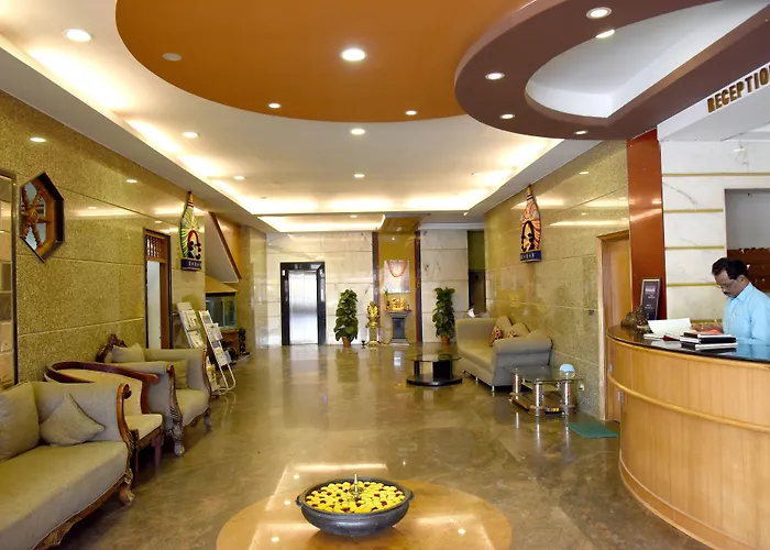 Hotel Sharada International