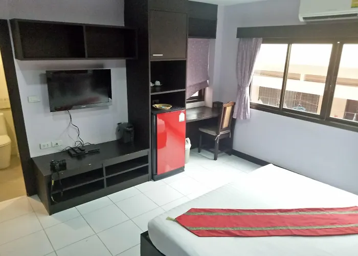 Zip Hotel & Restaurant