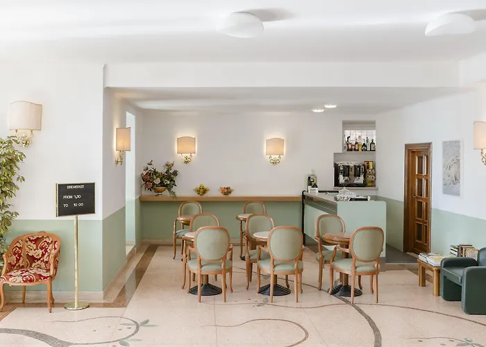 Hotel Riviera