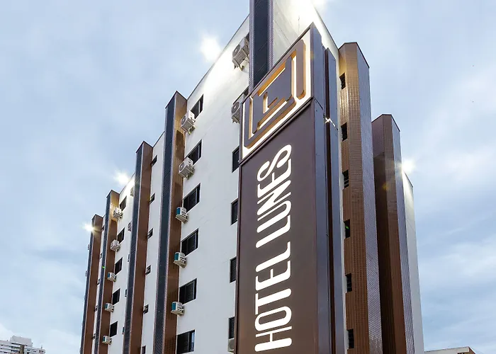 Hotel Lunes