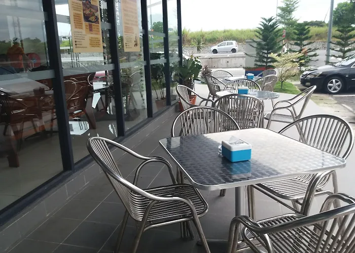 S8 Boutique Hotel Near Klia 1 & Klia 2