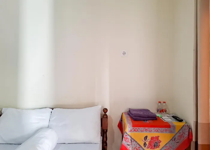 Hotel Muncul Sari Near Bukit Sekipan Tawangmangu Redpartner