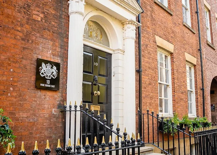 10 Park Square East, Luxury Serviced Apartments