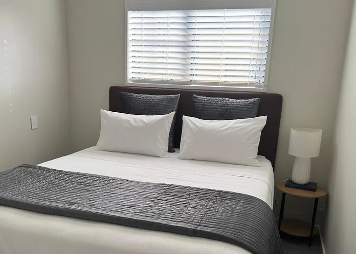 The Kings Domain, Duchess - Luxurious Townhouse In The Cbd!
