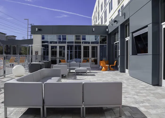Aloft By Marriott Gainesville University Area