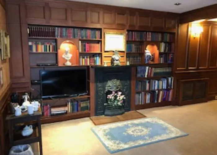 The George Hotel