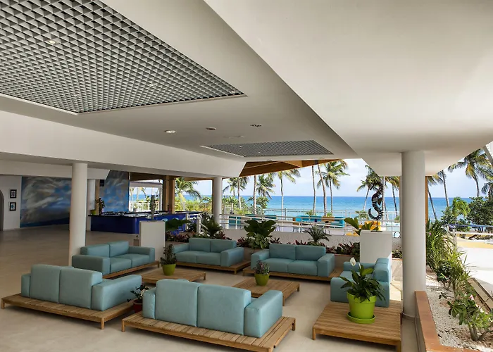 Hotel Arawak Beach Resort