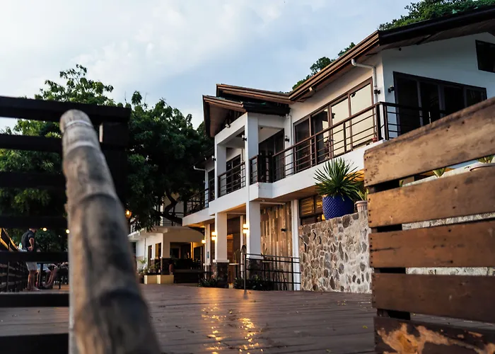 Altamare Dive And Leisure Resort Anilao