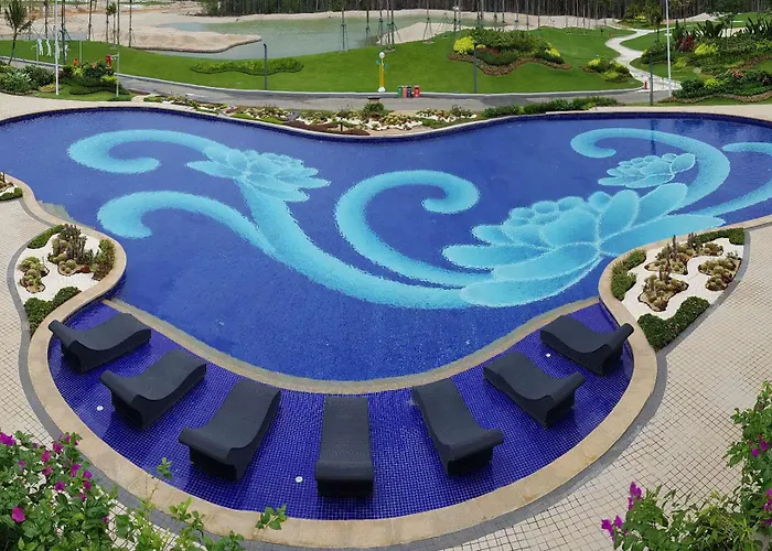 Forest City Golf Hotel