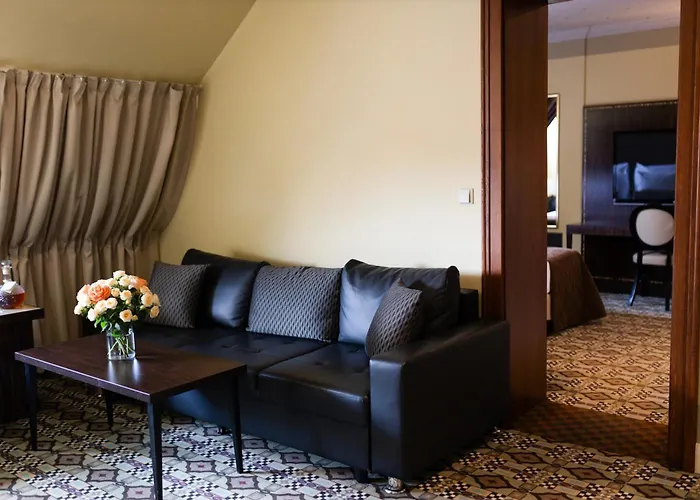 Grandezza Hotel Luxury Palace