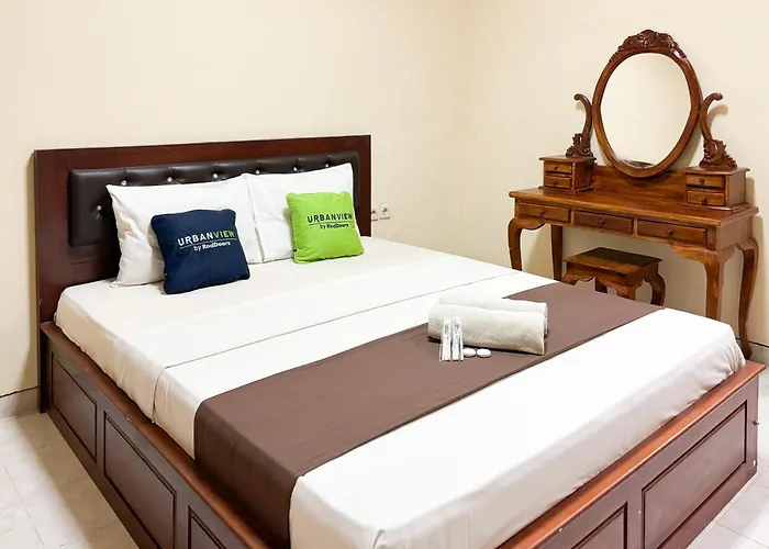 Urbanview Noja Guest House Near Living World Denpasar