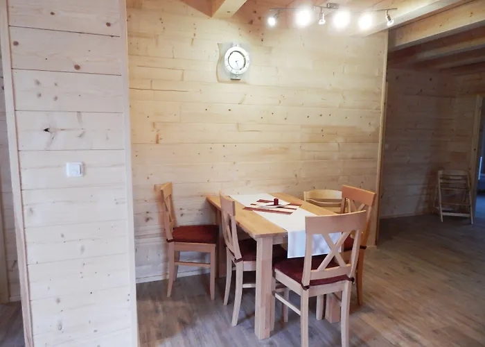 Holzblockhaus Stark