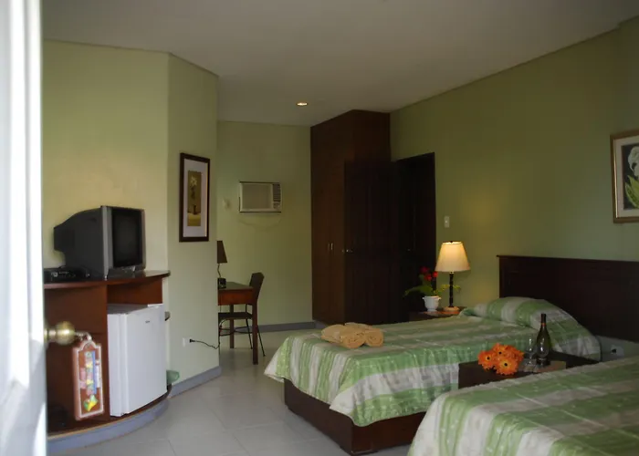 Playa Papagayo Beach Inn