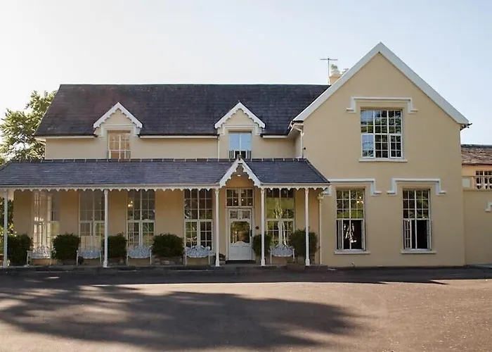 Greenway Manor Hotel