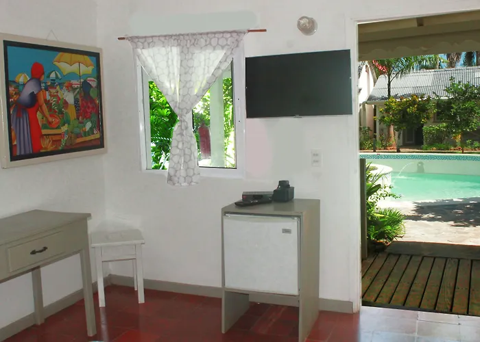 Beach Hotel Casa Nina