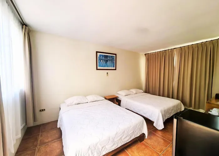 Hotel & Villas Huetares