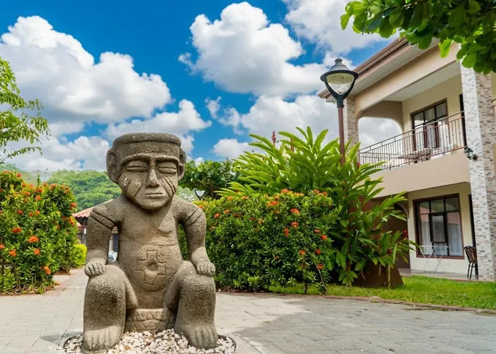 Hotel & Villas Huetares