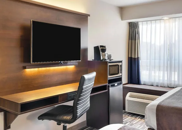 Microtel Inn & Suites By Wyndham Mont Tremblant