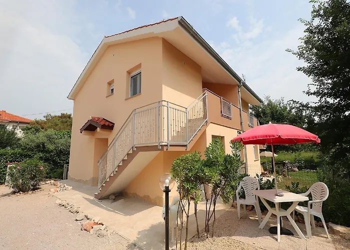 Apartment In Silo With Sea View Balcony