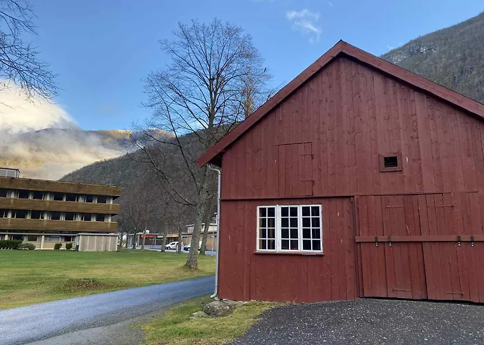 Laerdalsoren Motor Guesthouse