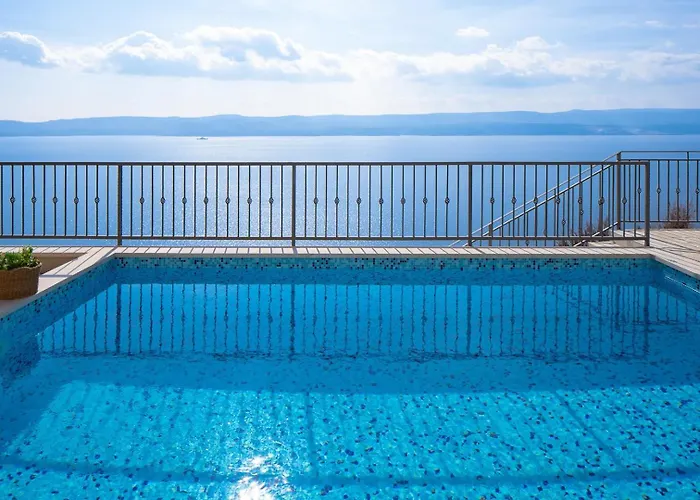 Villa S&A With Heated Private Pool, 3 Bedrooms, 3 Bathrooms, Playground