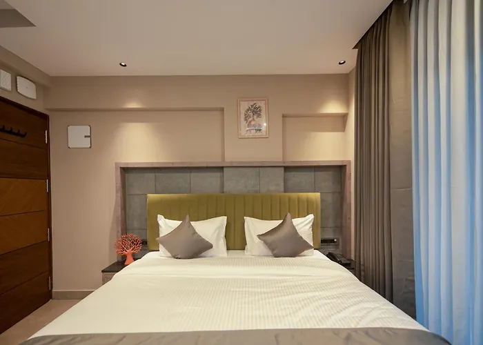 Hotel Sharda Residency