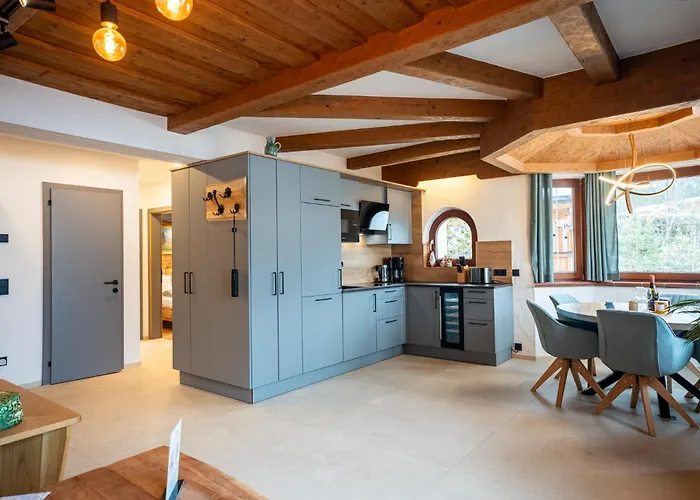 Schickster Sky Lodge Und Chalet Rossi
