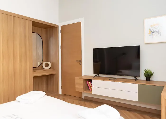 Grey L Studio Apartments Downtown Cairo Ouzonian House