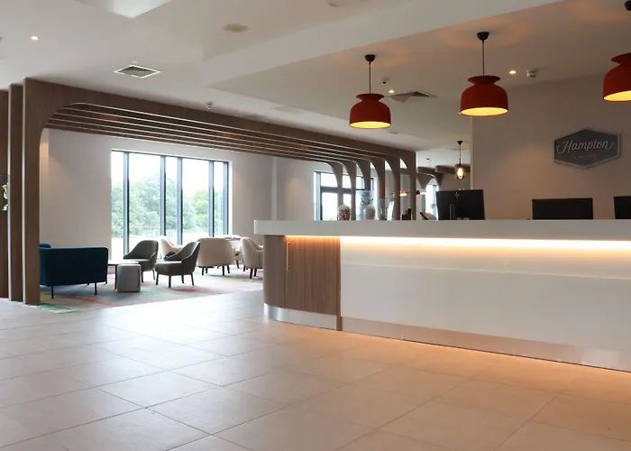 Hampton By Hilton Hamilton Park