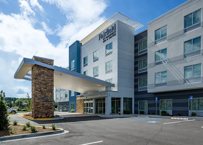Fairfield By Marriott Inn & Suites Savannah I-95 North