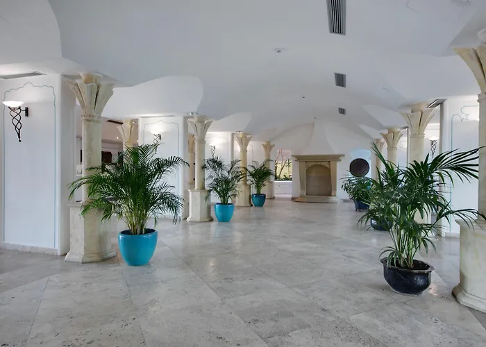 Phi Hotel Sighientu