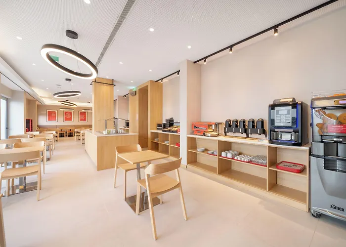 Moov Hotel Evora