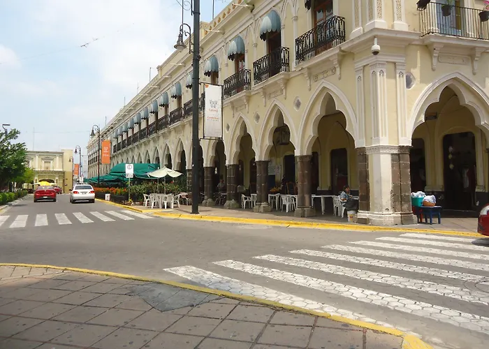 Hotel Concierge Plaza Colima