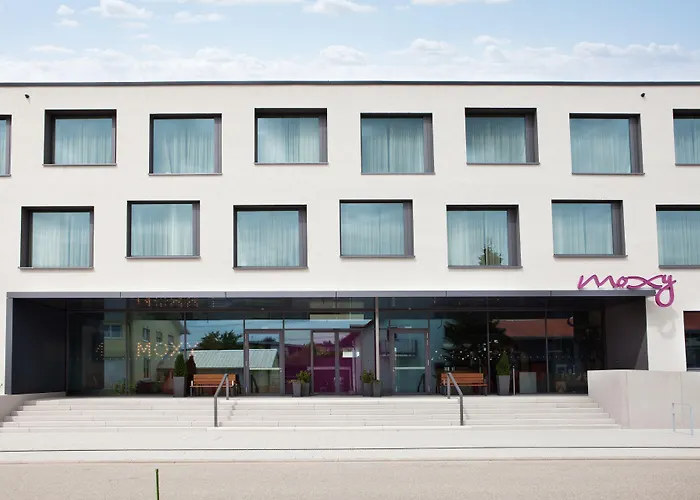 Moxy Rust