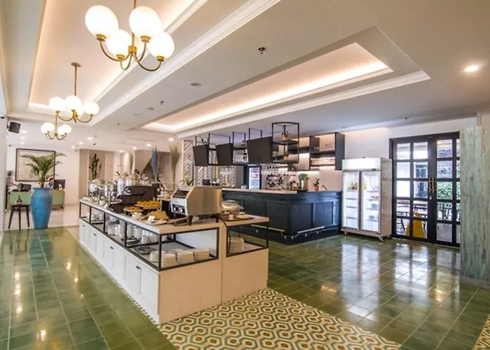 Jambuluwuk Thamrin Hotel