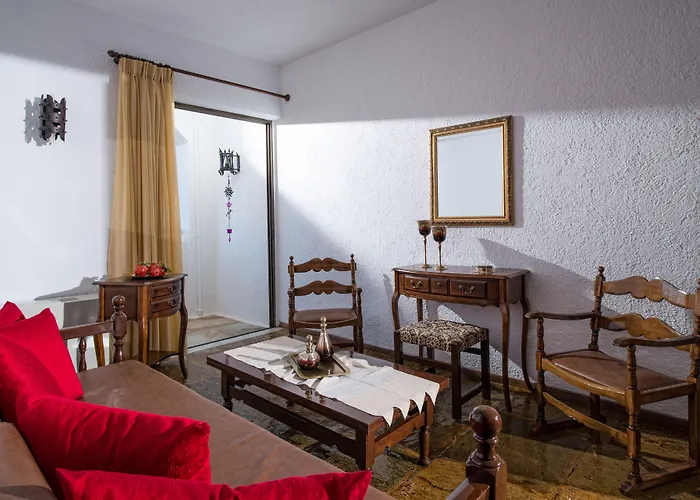 Malia Holidays Hotel