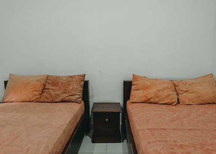 Hotel Diana 2