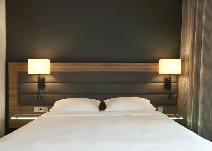 Moxy Glasgow Sec