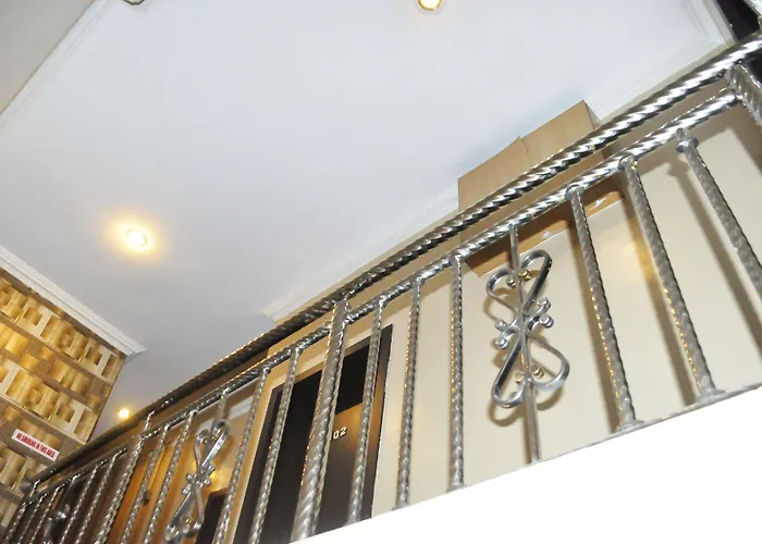 Triple Tee Hotel