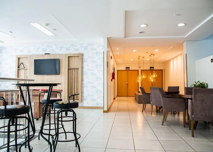 Hotel Campo Largo Express