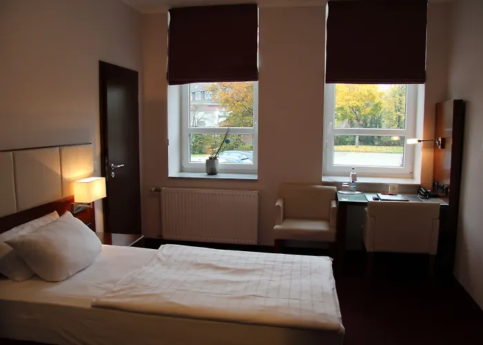 Adena Hotel