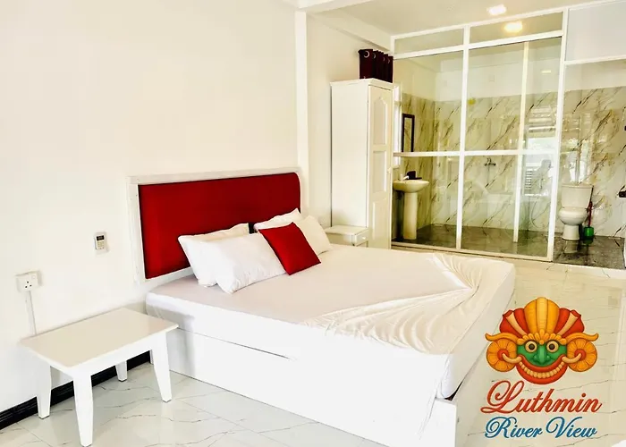 Luthmin River View Hotel