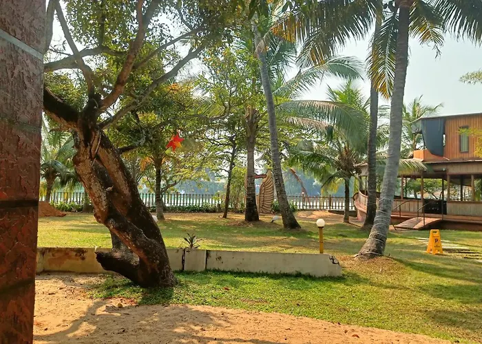 Riverine Homestay Kochin