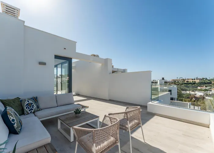 Pass The Keys Casa Ban Spacious 3 Bedroom Townhouse